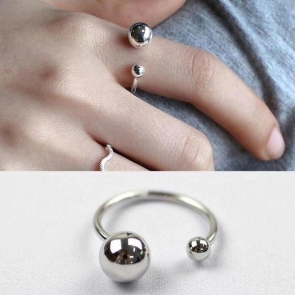 NEW 925 STERLING SILVER BEAD BALL ADJUSTABLE RING, CUTE RING, SHINY RING. - Picture 1 of 7